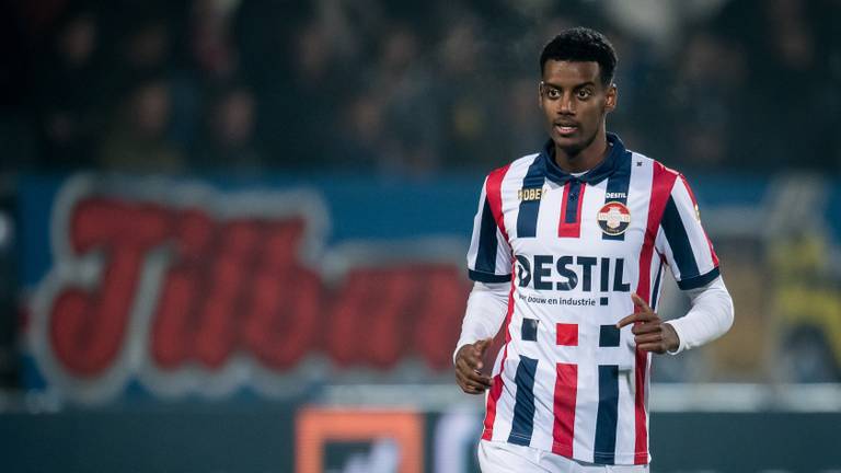 Alex Isak in het shirt van Willem II, zijn tijdelijke werkgever (foto: VI Images).