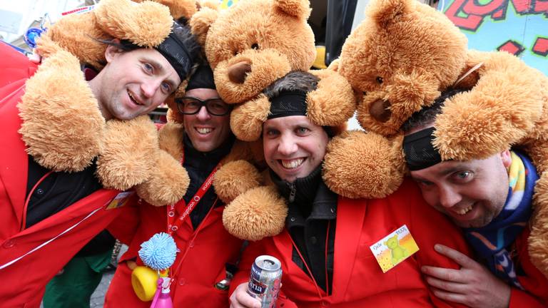 Ouderwetse carnaval in Breda.