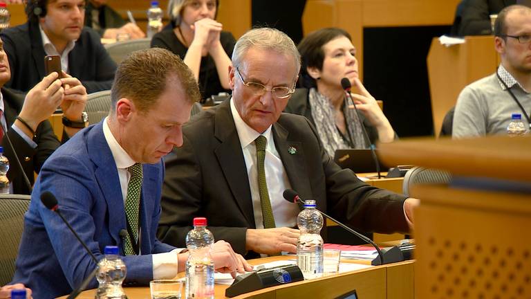 Lobbyist Jop van Unnik (L) met Europarlementariër Lambert van Nistelrooij.