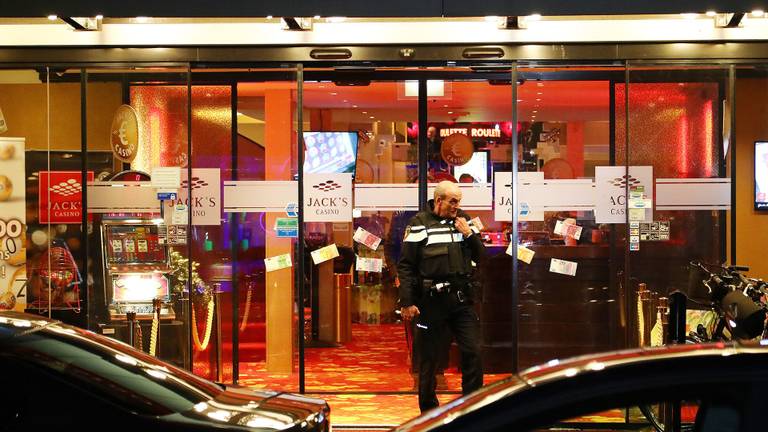 De overval op een casino in Oss leidde naar verdachte serie overvallen in Eindhoven. (Foto:  Charles Mallo / SQ Vision)