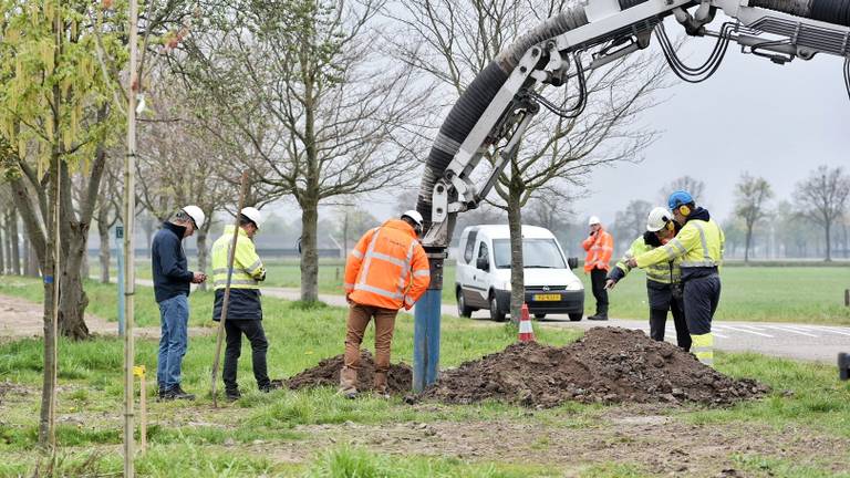 Onderzoek in Udenhout (foto: Toby de Kort)