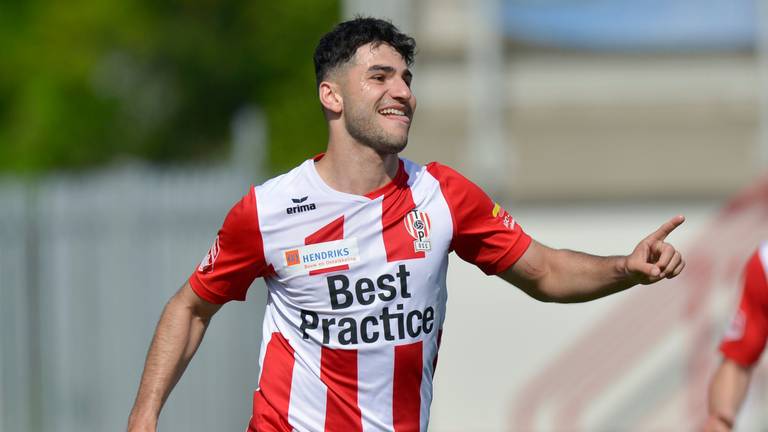 Clubtopscorer Huseyin Dogan, opnieuw belangrijk voor TOP Oss. (Foto: Orange Pictures)