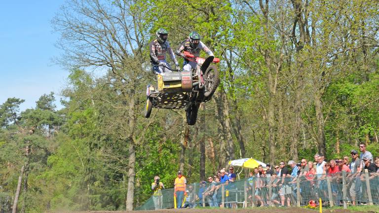 Het duo Bax/Stupelis gaat aan de leiding in de strijd om de wereldtitel. (Foto: Hans van der Mark | versID)