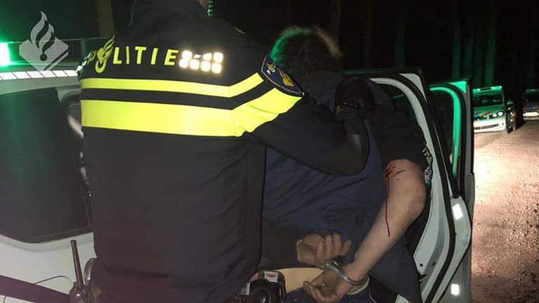 De verdachte werd op heterdaad betrapt. (Foto: Facebook politieteam Leijdal)