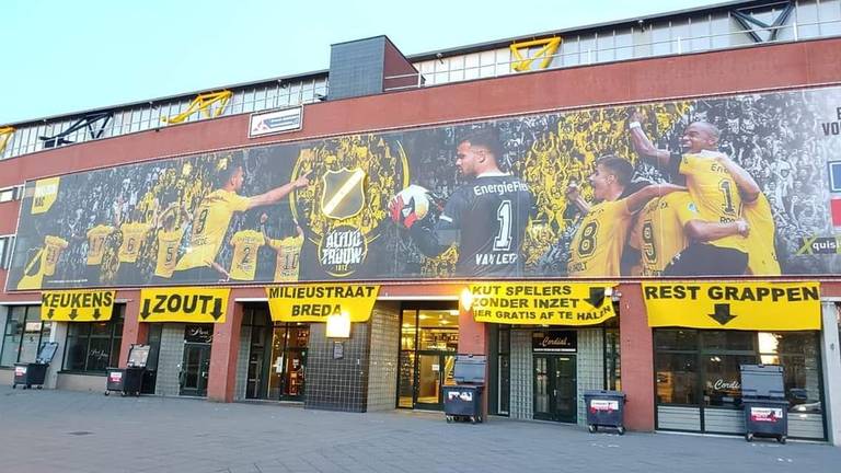 De actie van de Breda Loco's bij het Rat Verlegh Stadion.
