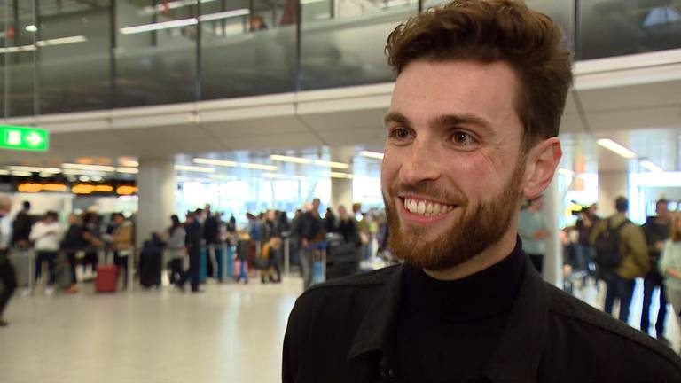 Duncan Laurence stuitert van enthousiasme om te vertrekken naar het Eurovisie Songfestival in Tel Aviv