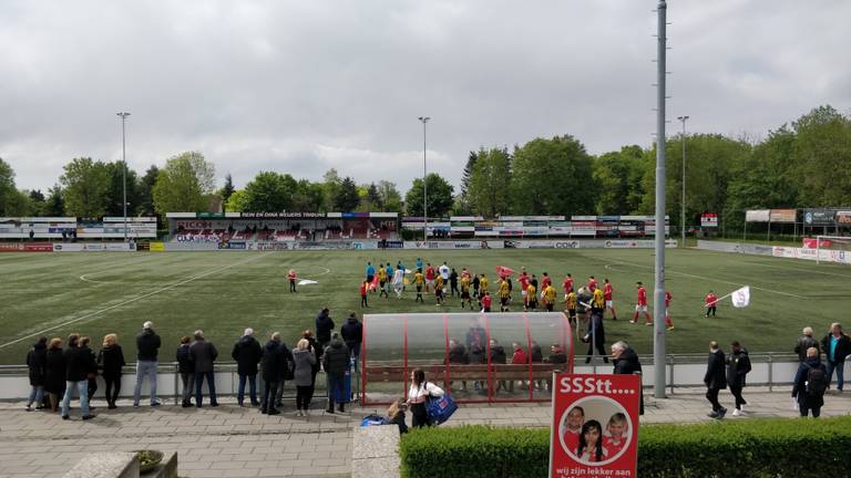 Geen zondagvoetbal meer voor het eerste team van JVC Cuijk. (Foto: @JVC Cuijk / Twitter)