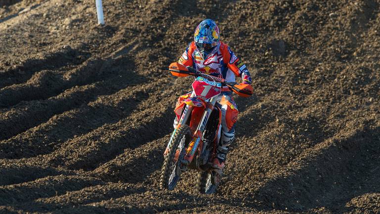 Jeffrey Herlings in actie in het slot van vorig seizoen (foto: Ray Archer/KTM)