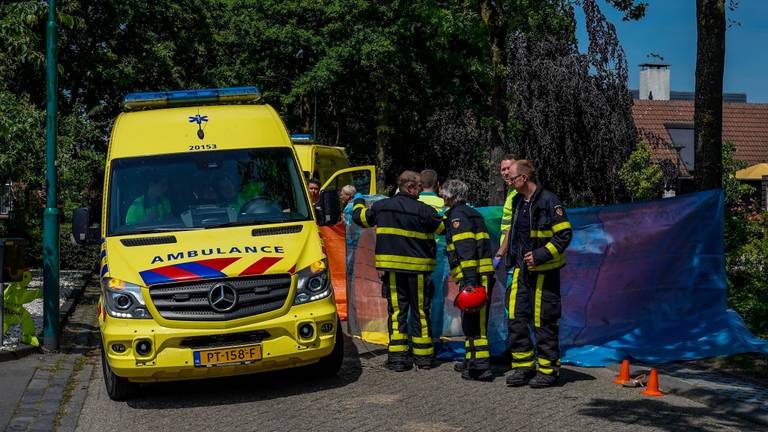 De vrouw overleed te plekke. (Foto: Marcel van Dorst / SQ Vision)