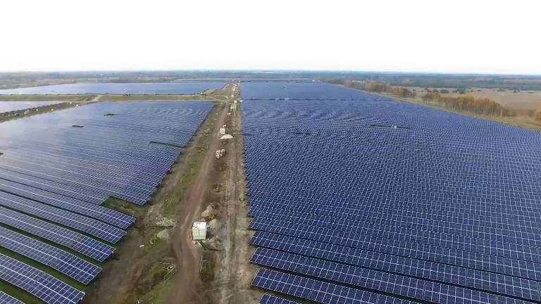 Het zonnepark in Budel-Dorplein (Beeld: Solarcentury)