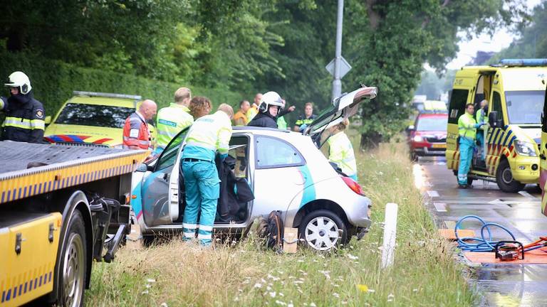 Twee mensen raakten gewond. (Foto: Sander van Gils/SQ Vision)