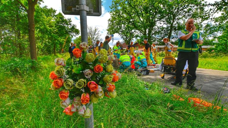 Diverse hulpdiensten zijn ter plaatse gekomen. (Foto: Rico Vogels/SQ Vision)