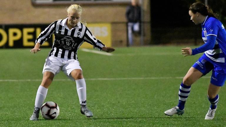 Lisa mag misschien gaan voetballen in Amerika (foto: Lisa Blankenstein).