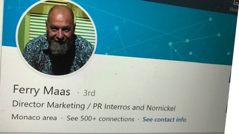 Op de LinkedIn-pagina van Ferry Maes wordt verwezen naar het Russische Interros.