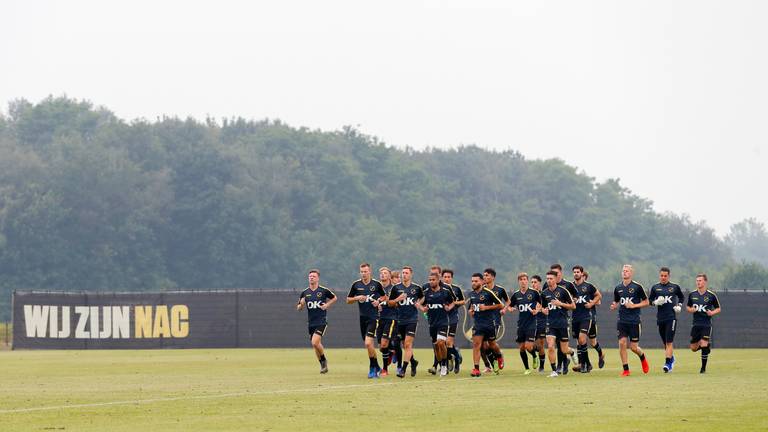 Eerste training van NAC voor het nieuwe seizoen (foto: VI Images).