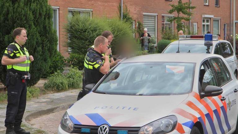 Drie verdachten zijn na de beroving opgepakt (Foto: Martien van Dam SQ Vision Mediaprodukties).