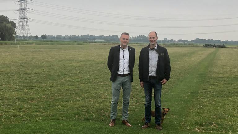 Eric Emmen en Koenraad van Eersel van de Bewonersgroep 's-Gravenmoer