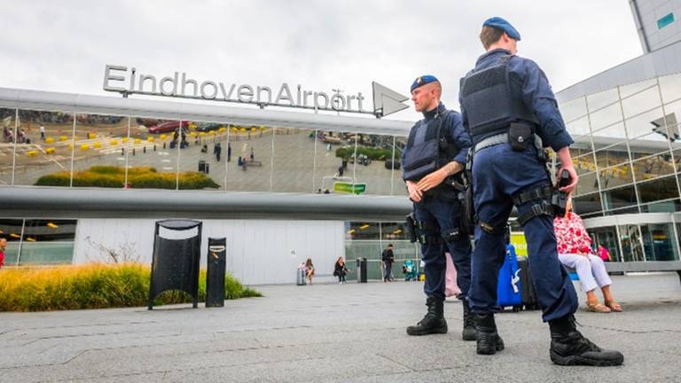 Afsluiting Eindhoven Airport zondag bleek voor niets (Foto: Sem van Rijssel, SQ Vision).