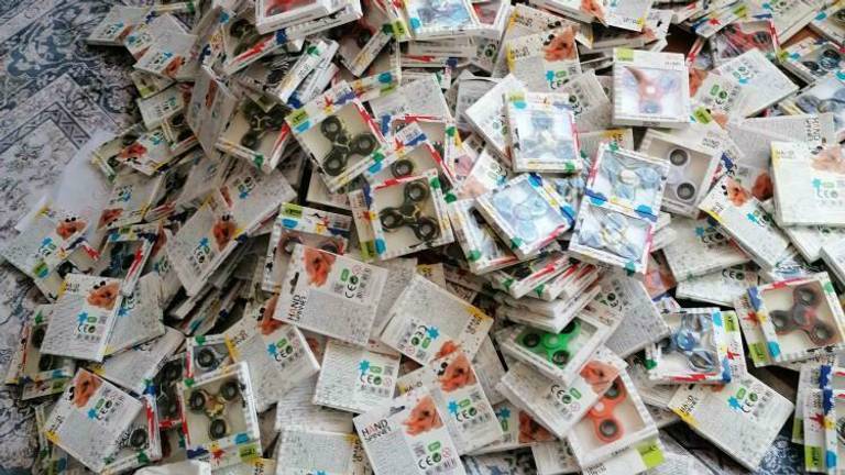 Eén van de vele partijen 'gratis' spinners op Marktplaats. (Foto: Marktplaats)