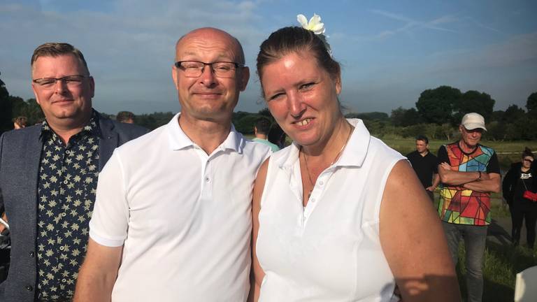 Paul en Linda trouwden tijdens de slotdag van de Vierdaagse. (Foto: Anja de Loos)