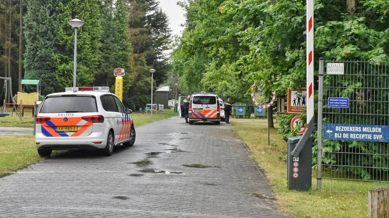 De steekpartij bij het azc in Oisterwijk. (Foto: Toby de Kort)