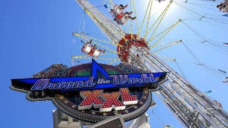 Around the world XXL. (foto: Tilburgse Kermis)