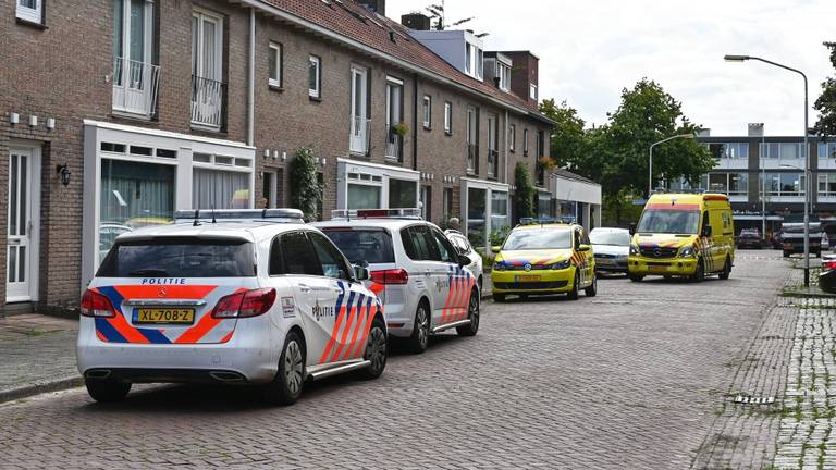 De politie en ambulances werden opgeroepen. (Foto: Tom van der Put)