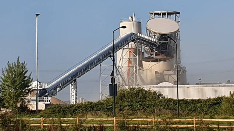 De silo staat op instorten (Archieffoto).