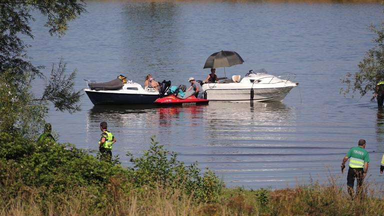 De vrouw overleed nadat ze werd overvaren door een jetski (Foto: Charles Mallo/SQ Vision Mediaprodukties).