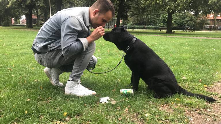 Koos de Wolf met zijn hond Jack