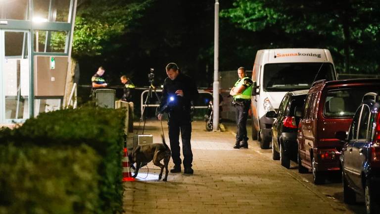 De Forensische Opsporing doet onderzoek. (Foto: SQ Vision)