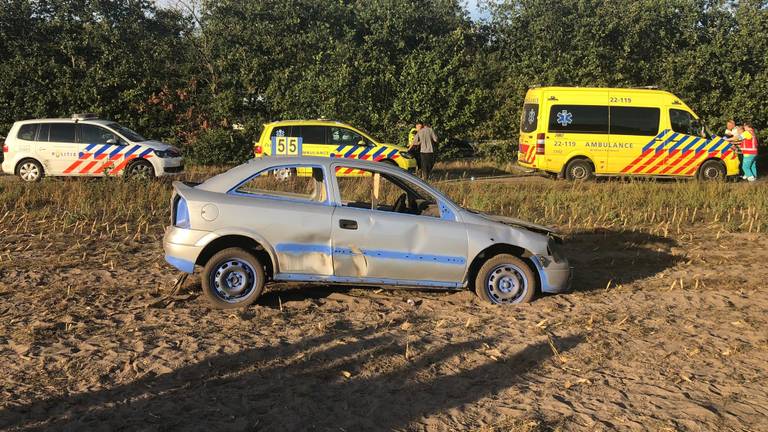 De auto waarmee op het publiek werd ingereden. (Foto: Imke van de Laar)