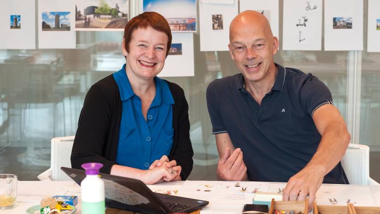 Anke Werker en Rick de Haas maakten in slechts vijf dagen een compleet kinderboek. (foto: Maria van der Heyden/het TextielMuseum)