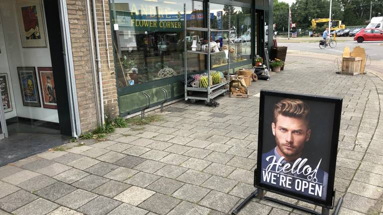 In de winkelstraten rukt het Engels op (foto: Hans Janssen).