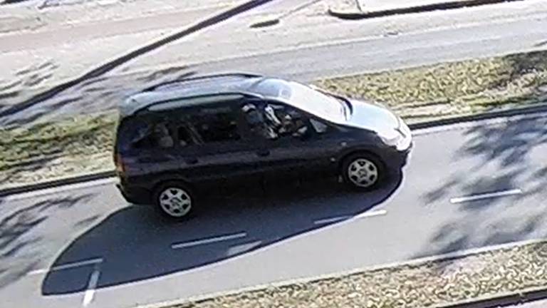 In deze auto reed de doorrijder (foto: politie).