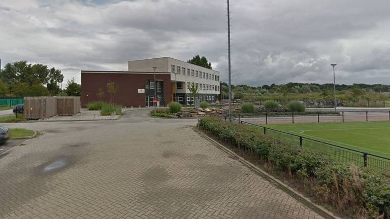 Het Aventurijncollege in Bergen op Zoom. (Foto: Google Maps)