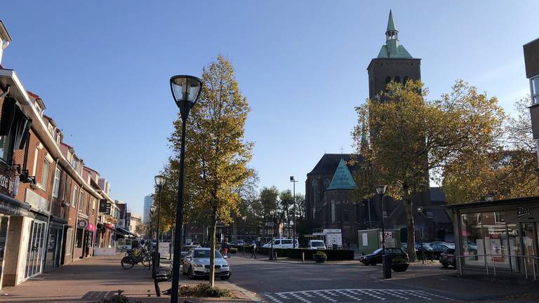 De Strijpsestraat in Eindhoven waar een nepbloedprikker zou hebben toegeslagen (foto: René van Hoof).