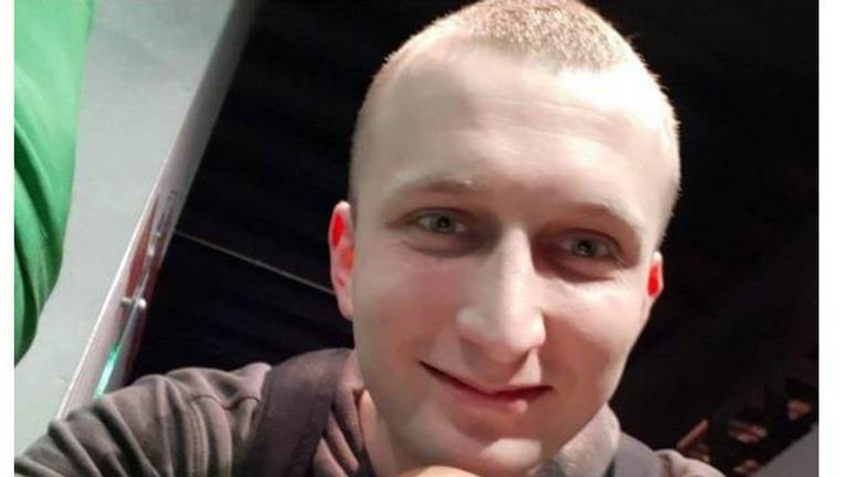 De vermiste Michal (27) uit Tilburg is woensdagavond voor het laatst gezien in Waalwijk (foto: politie).