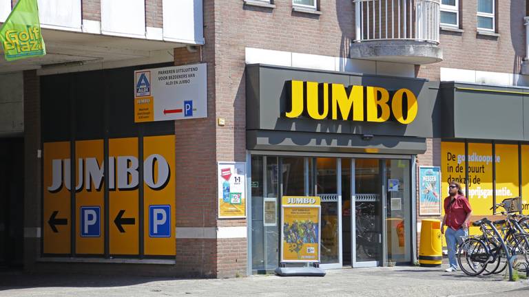 De imagoschade voor Jumbo is op korte termijn beperkt, volgens supermarktdeskundige Paul Moers. (archieffoto: Karin Kamp)