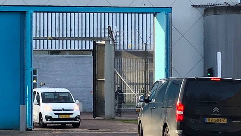 Zware beveiliging bij de EBI in Vught