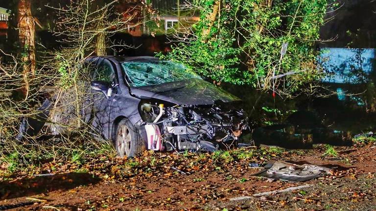 De aanrijding vond plaats op de Hobbel in Riethoven. (Foto: Rico Vogels/SQ Vision)