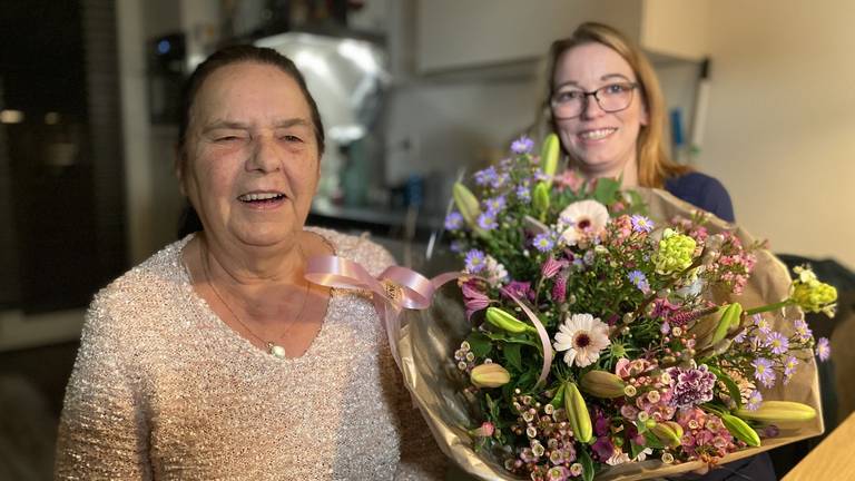 Annie Roovers en Stephanie Haveman in Oosterhout  (foto: Jan Peels).