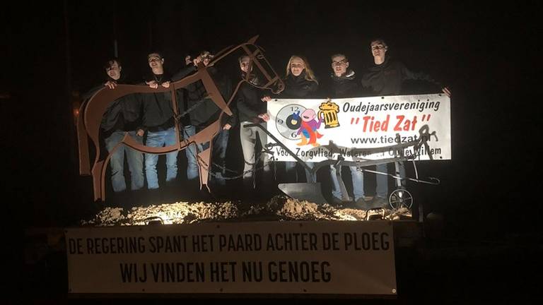 Het beeld stond nu in Zorgvlied (foto: Oudejaarsvereniging Tied Zat).