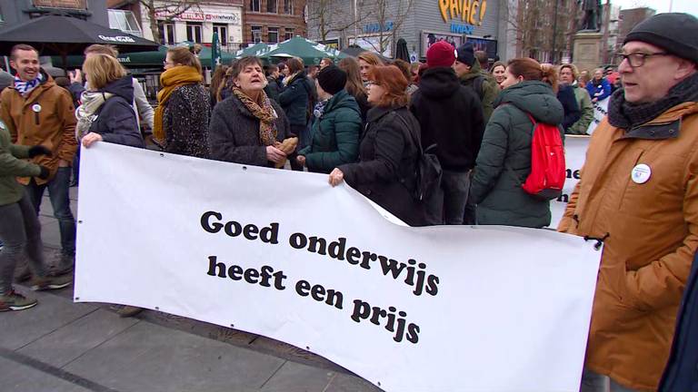 Lerarenstaking in Tilburg (Foto: Omroep Brabant)