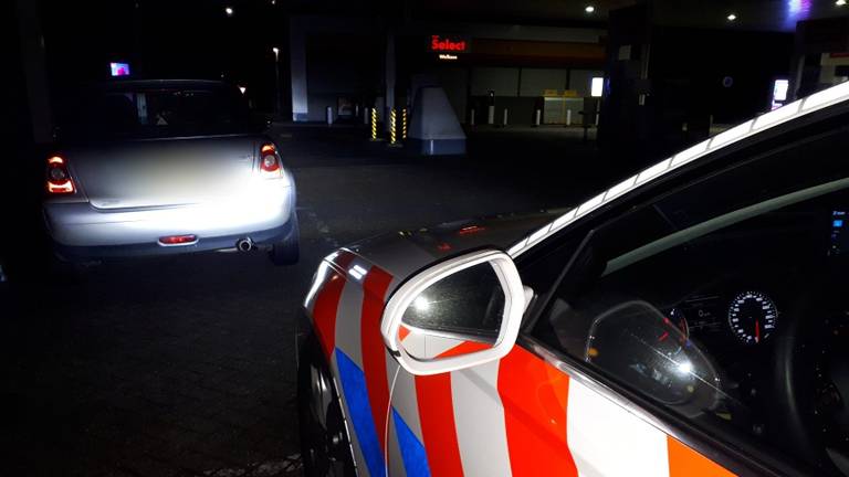 Dronken spookrijder van de weg gehaald (foto: politie Zeeland-West-Brabant/Twitter).