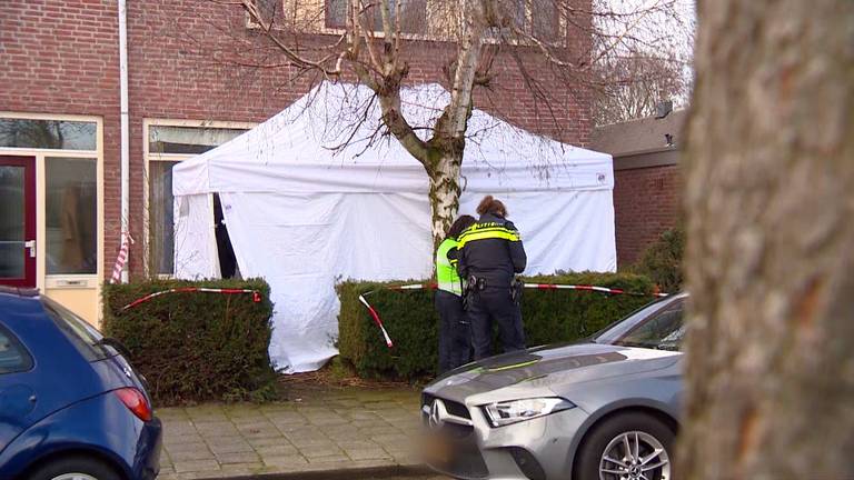 Onderzoek bij de woning in Eindhoven.