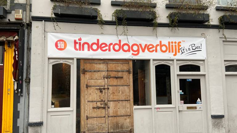 Waar moet je heen met je Tinderdate? (foto: Twitter/@Bodeuh)