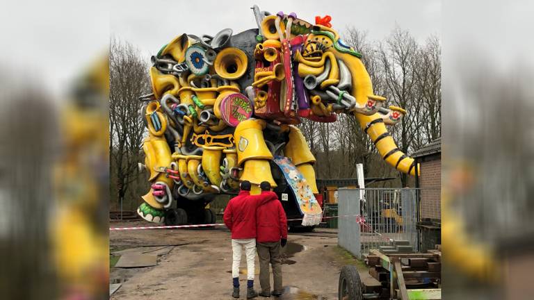 Het Is Een Zwarte Dag Boemeldonckse Carnavalswagens