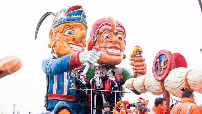 Optocht Van Kielegat Ondanks Het Slechte Weer Toch Een Succes