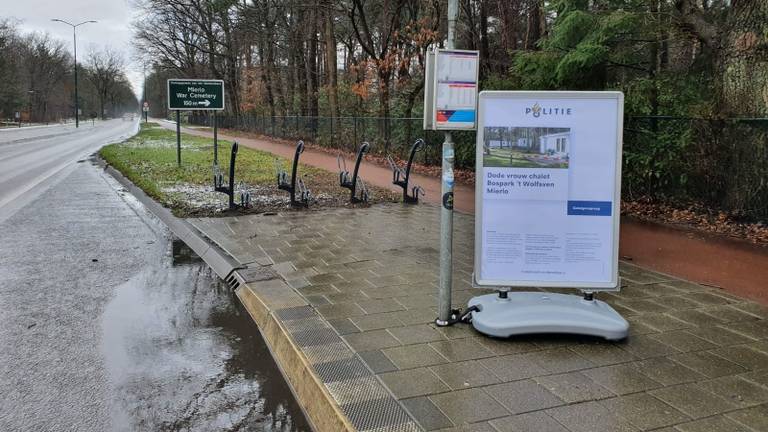 Een van de borden die de politie heeft geplaatst. (foto: politie)